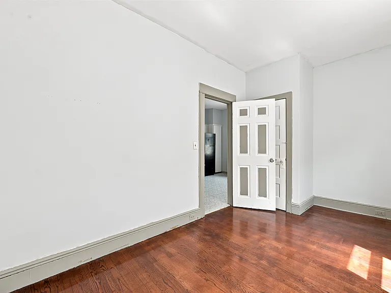 35 W 52nd St #2 — Photo 13