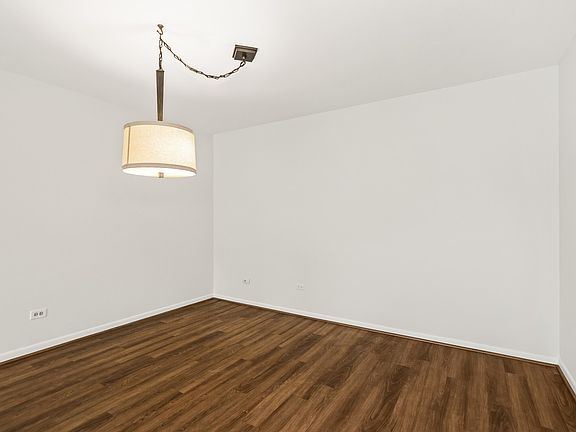 4th image of 1331 S Finley Rd APT 104