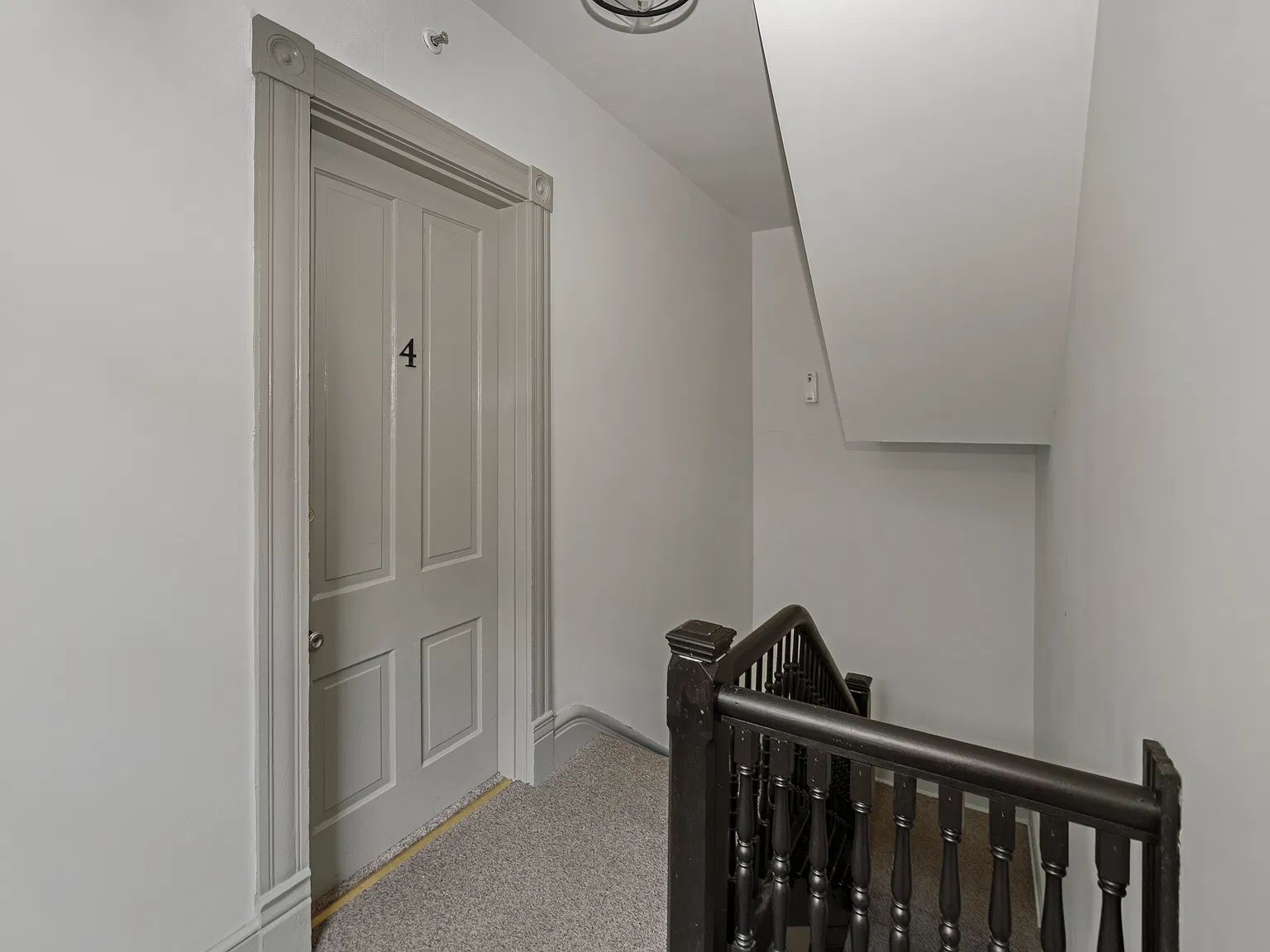 2 bed, $999 — Photo 2