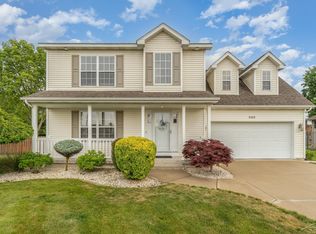 590 E Braeburn Dr, Saginaw, MI