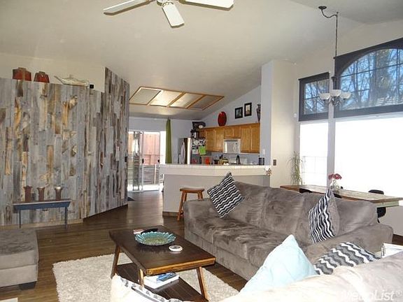 2nd image of 9144 Lakemont Dr