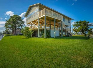 139 Walker Creek Dr, Crawfordville, FL 32327