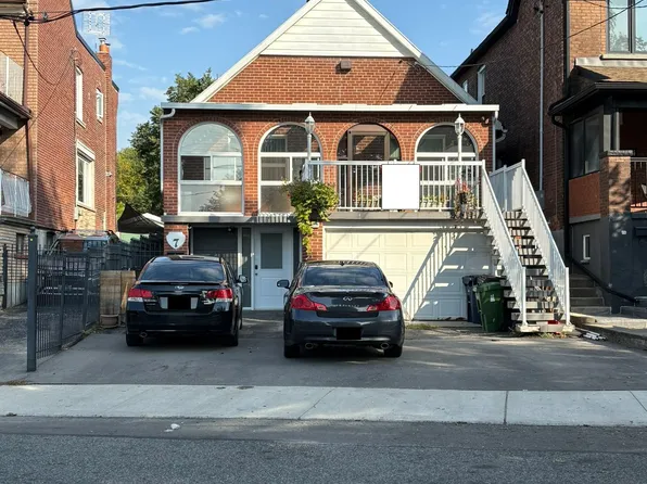 70 Greenlaw Ave #Basement, Toronto, ON M6H 3V5