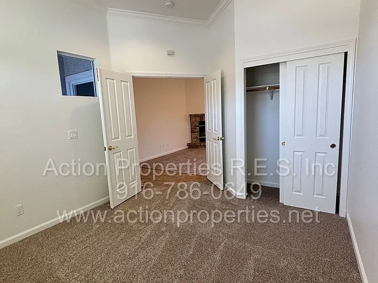 320 Bettencourt Dr — Photo 7