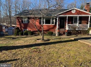 1013 Ficklen Rd, Fredericksburg, VA 22405