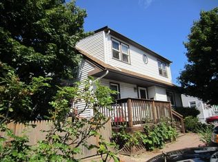 720 Rathbun St, Blackstone, MA 01504