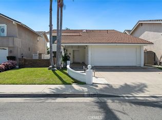 10900 San Leon Ave, Fountain Valley, CA 92708