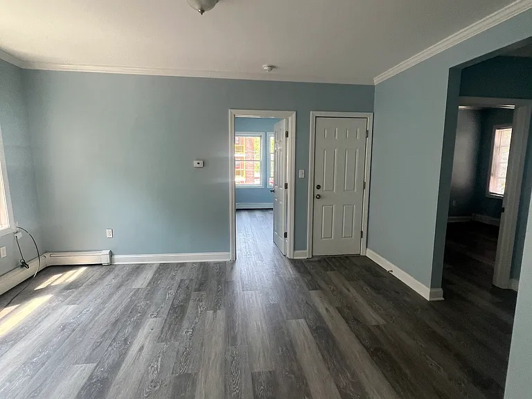 284 Hillside Ave — Photo 5