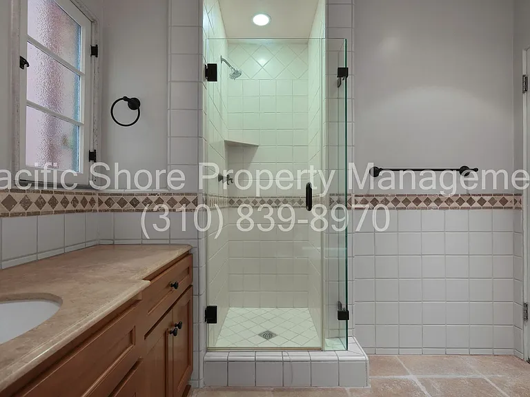 1229 Geneva St — Photo 30