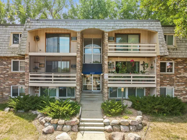 4407 Wilshire Blvd #104, Mound, MN 55364