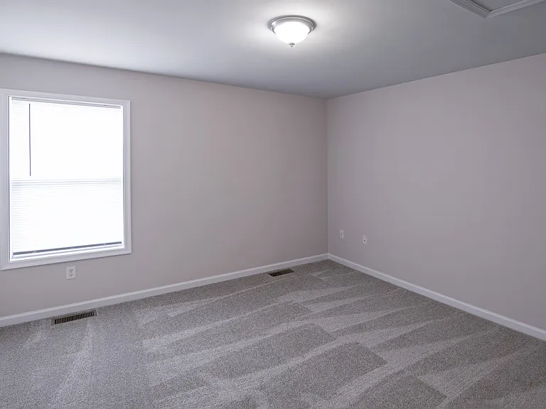 100 Georgetown Rd — Photo 14