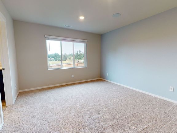3rd image of 6517 Hornet Cir NE
