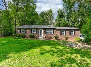 3807 Edgewood Terrace Rd, Greensboro, NC 27406