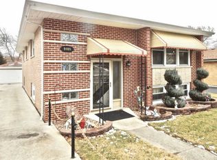 9405 S 81st Ave, Hickory Hills, IL 60457
