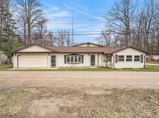 4302 Lake Dr, Beaverton, MI 48612