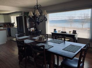 1003 Commercial St, Rockport, ME 04856