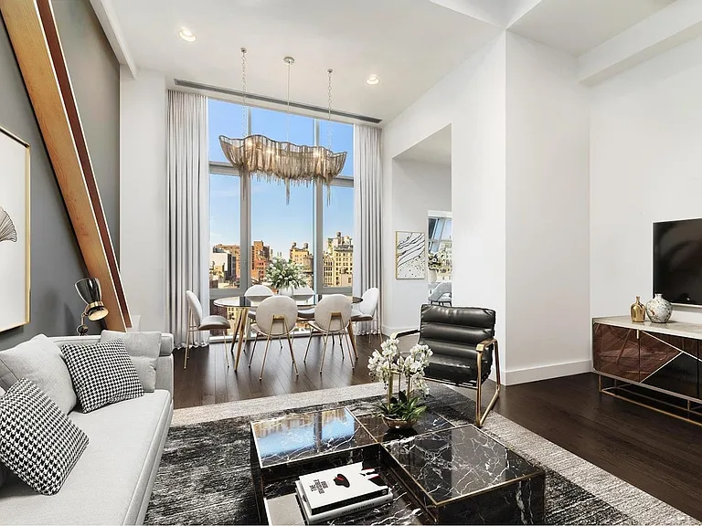 52 E 4th St #9 — Photo 3