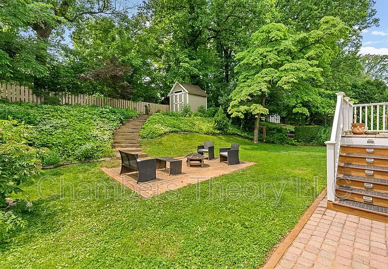 3904 Lantern Dr — Photo 32