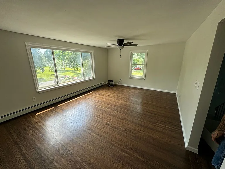 1354 Amherst St #2 — Photo 10