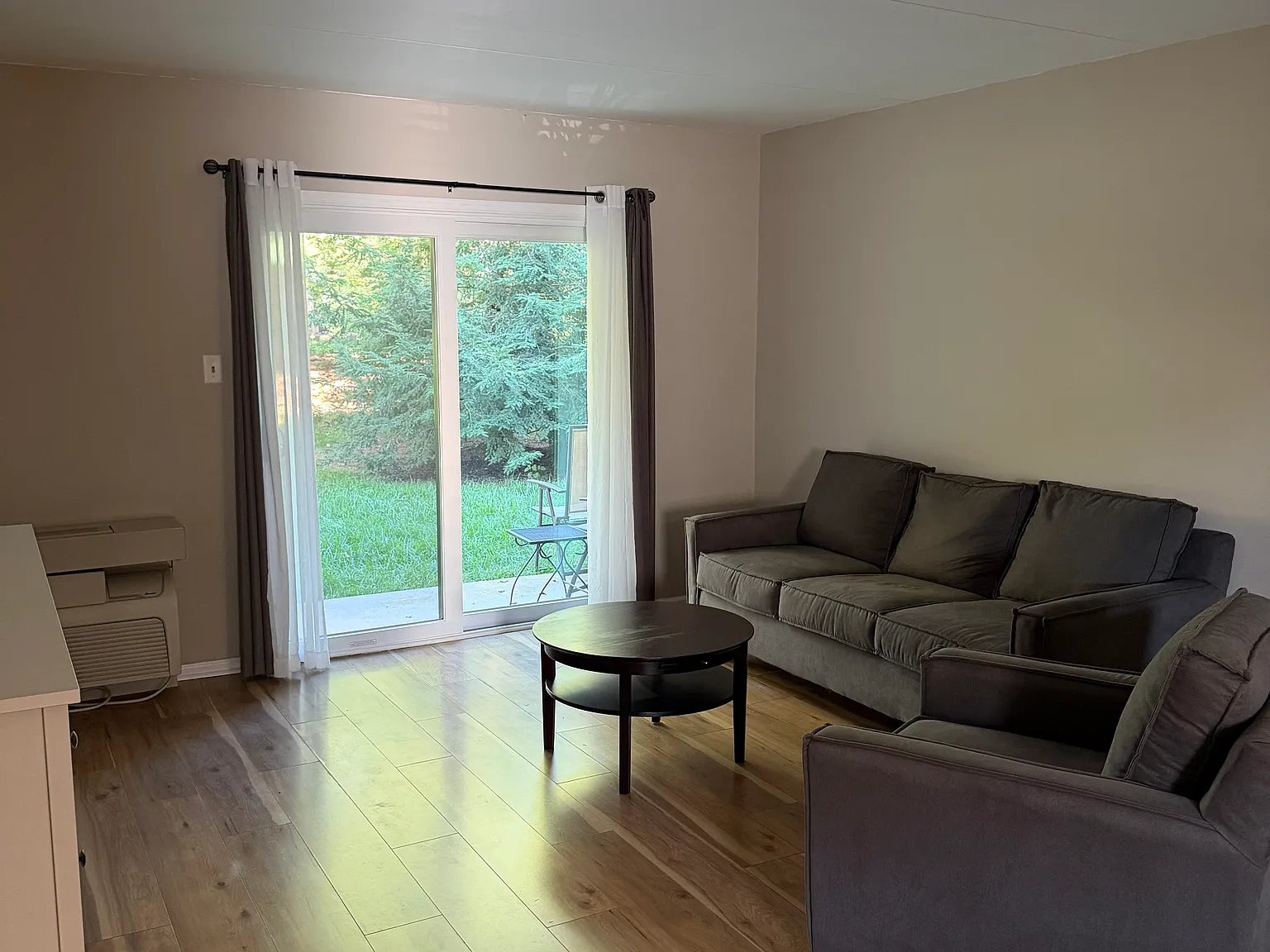 1 bed, 708 sqft, $1,600 — Photo 4