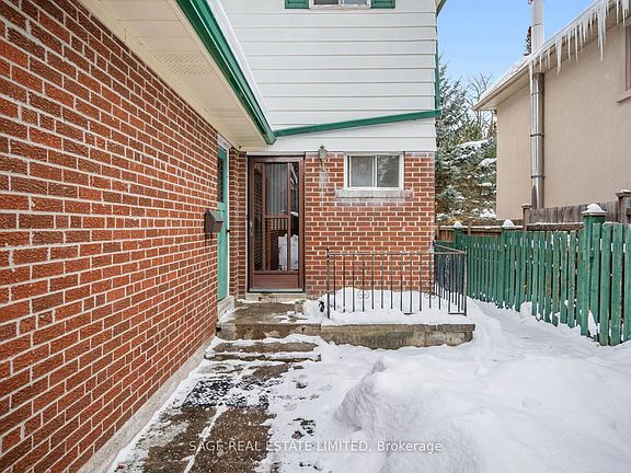 3rd image of 2 Johnson St