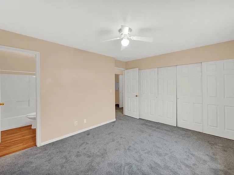 4727 W Mona Ln — Photo 9