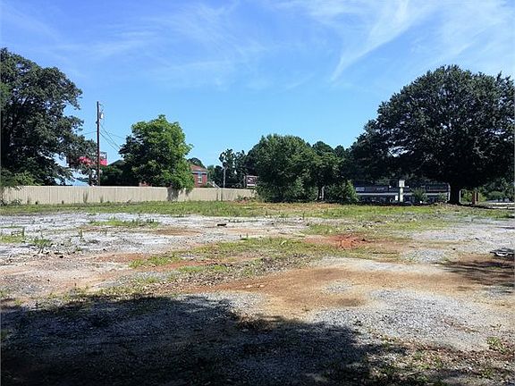 4th image of 1530 Asheville Hwy