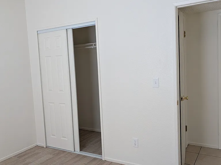 2125 Ashfork Ave — Photo 10