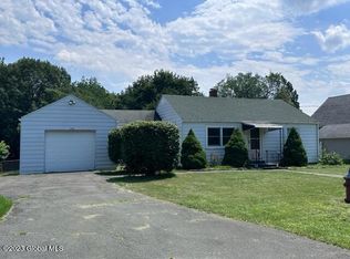 3002 Tibbits Ave, Troy, NY 12180