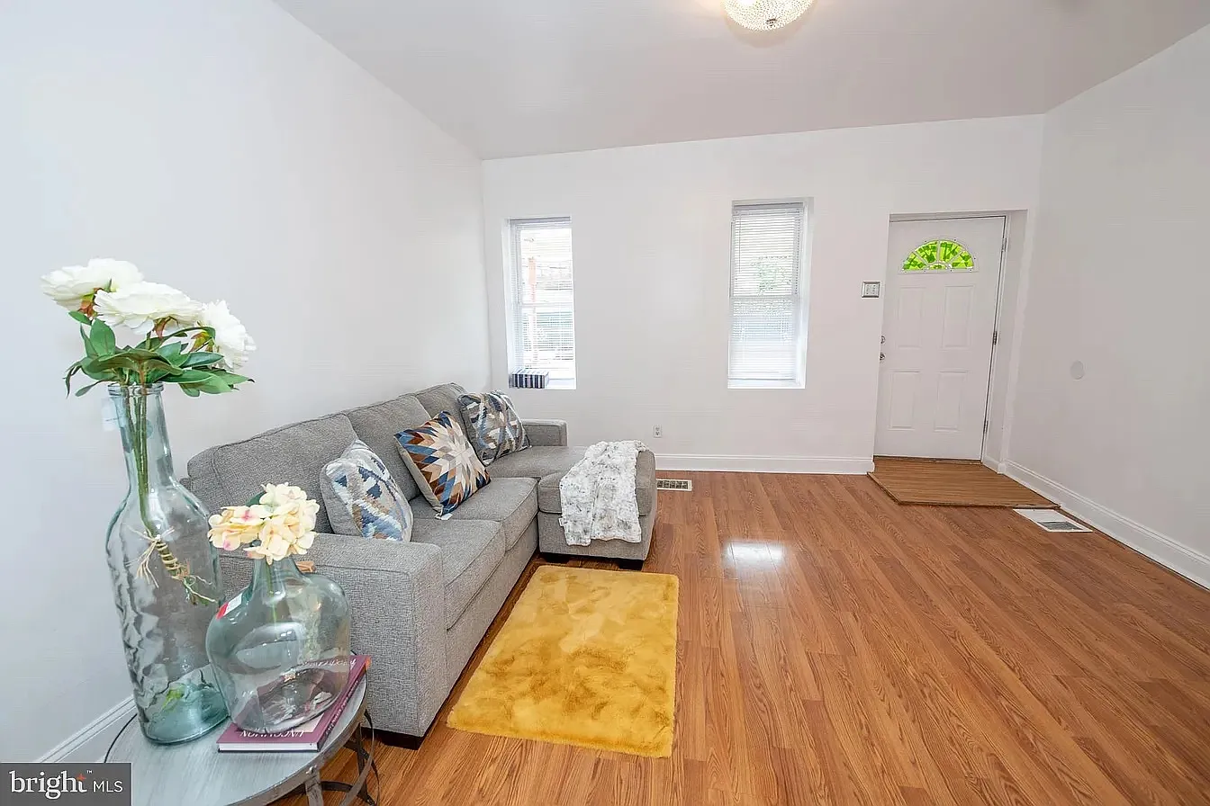 3 bed, 1464 sqft, $1,800 — Photo 4