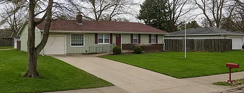 100 Bristol Ct Photo 1