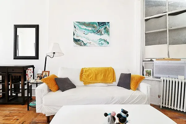 Rented by Capital Property Advisor | media 12