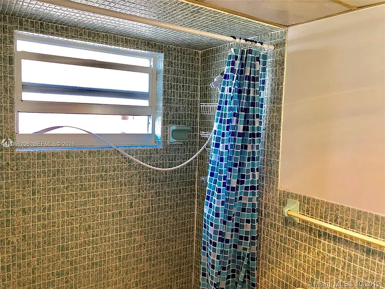 121 Golden Isles Dr #407 — Photo 16