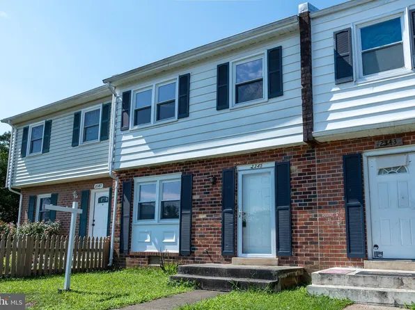 2345 McClellan Ct, Dumfries, VA 22026