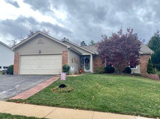 151 Tartan Green Blvd, Ballwin, MO 63021