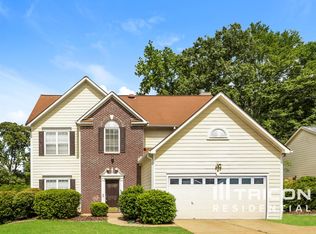 516 Gables Ct, McDonough, GA 30253