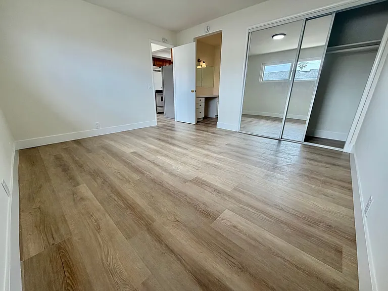 1901 Rockefeller Ln — Photo 6