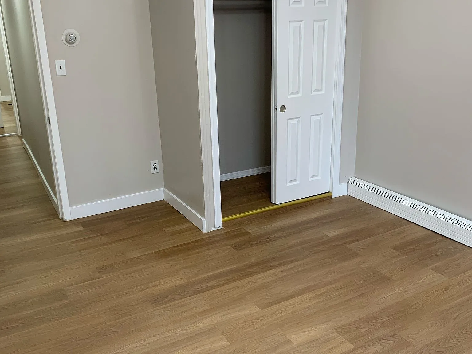 2 bed, $1,900 — Photo 4