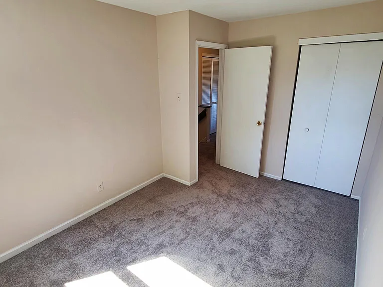 6 Buttonwood Rd #A — Photo 10