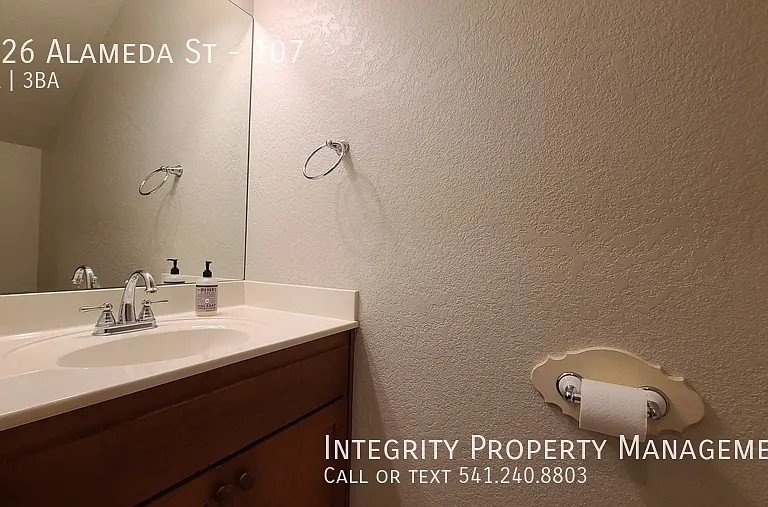 3126 Alameda St #107 — Photo 6
