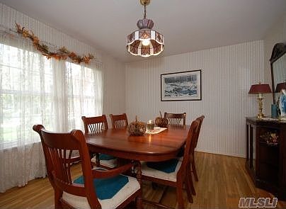 5th image of 39 Burham Dr