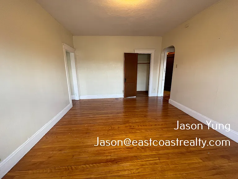 13 Gardner St #12 — Photo 5