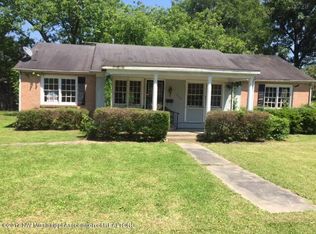 1604 Oak Dr, Clarksdale, MS 38614