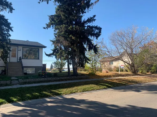 10415 101b Ave, Lac La Biche County, AB T0A 2C2