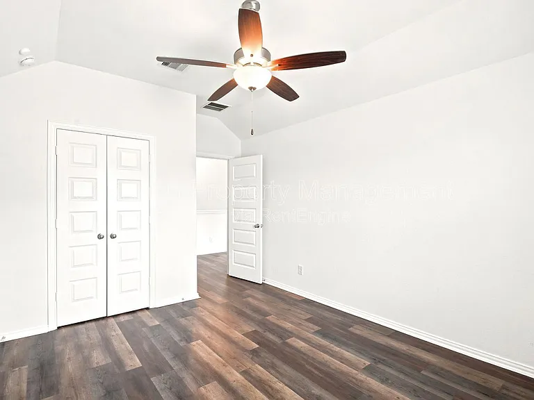 1202 Vilamoura Ct — Photo 44