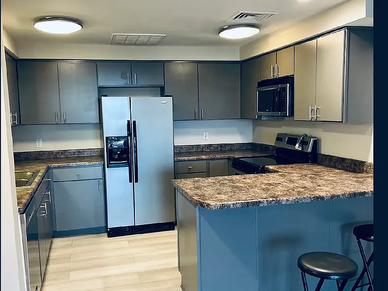 655 Riverside Dr #806A — Photo 15