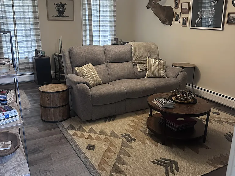 227 E Howard St #1 — Photo 8