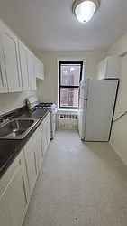 Rented by AYD Realty Inc