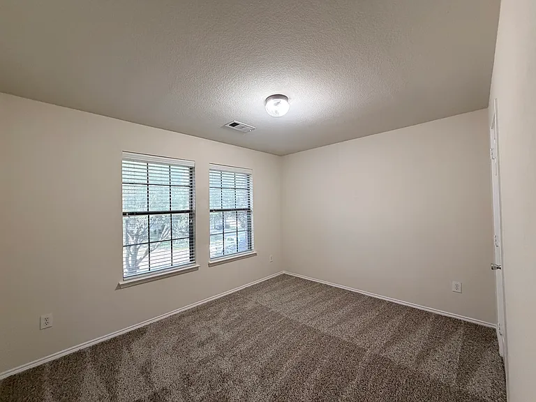 3200 Nandina St — Photo 17