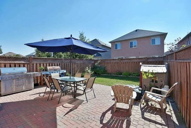 Mississauga House for rent - 3 Bedrooms — photo 9